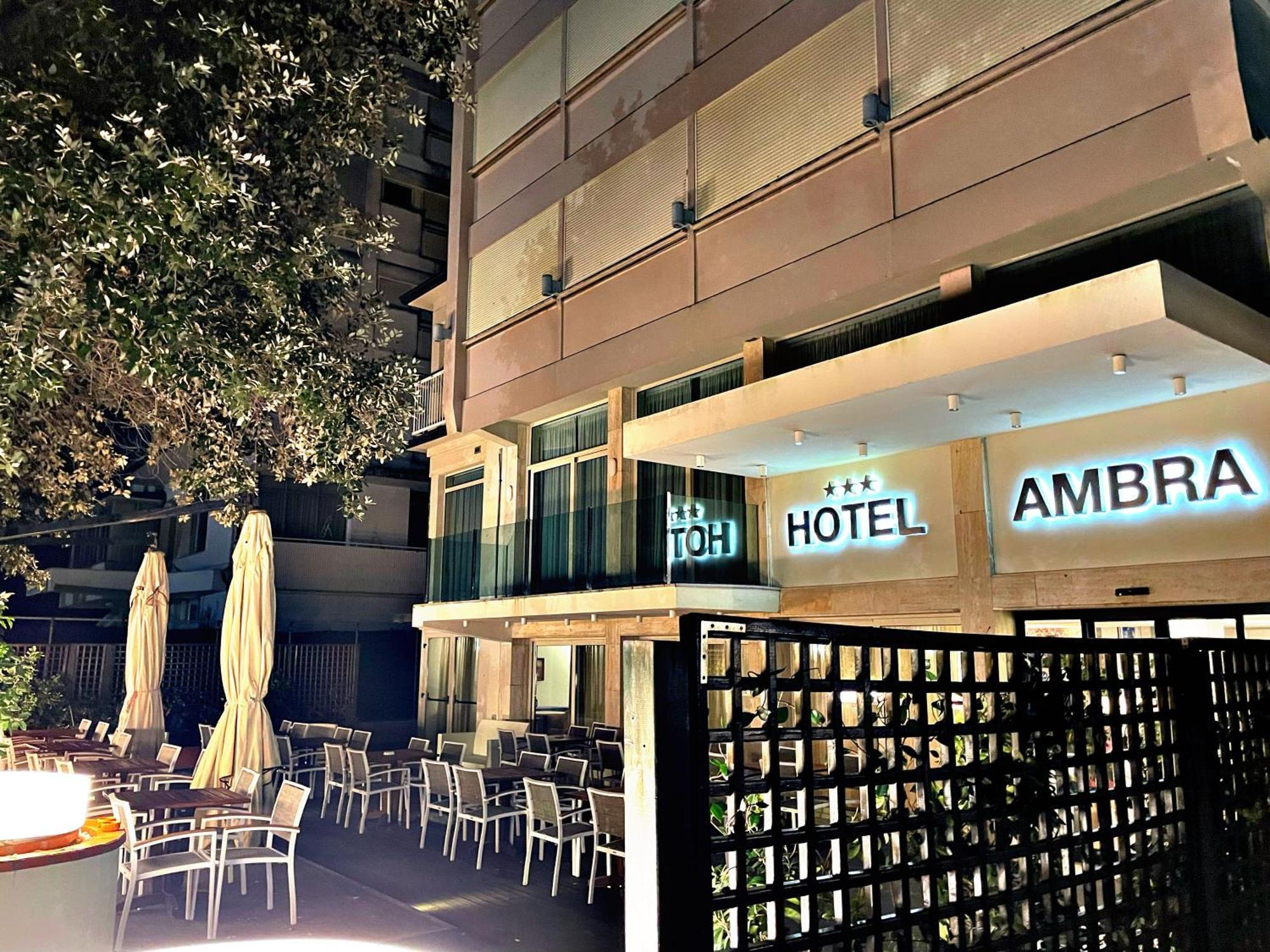 Hotel Ambra Milano Marittima Extérieur photo