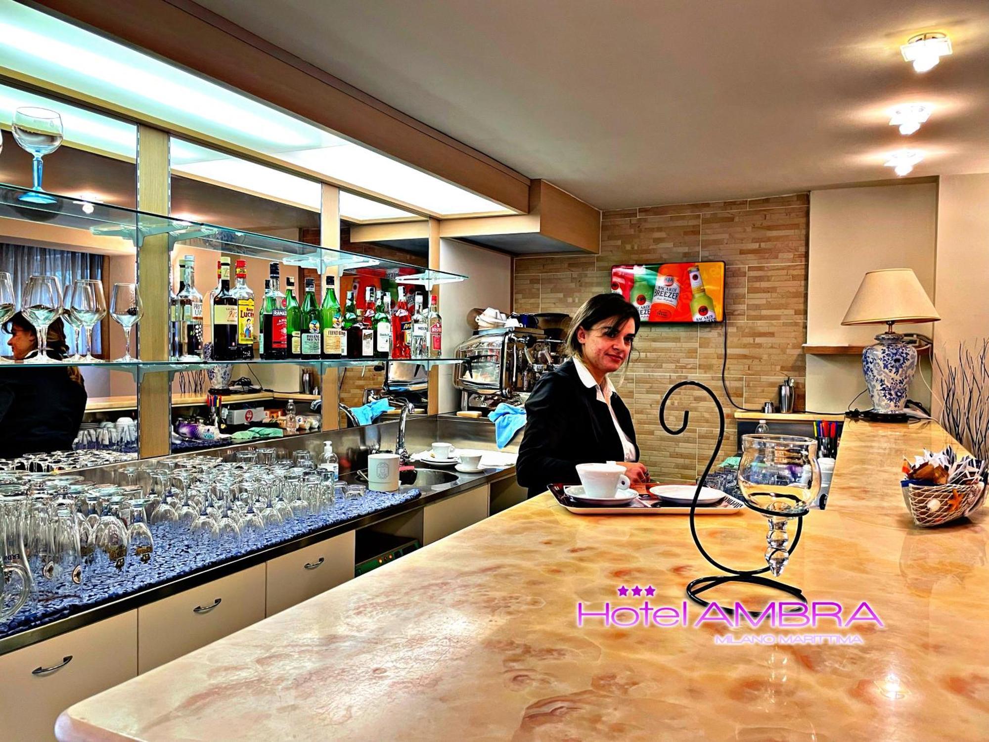 Hotel Ambra Milano Marittima Extérieur photo