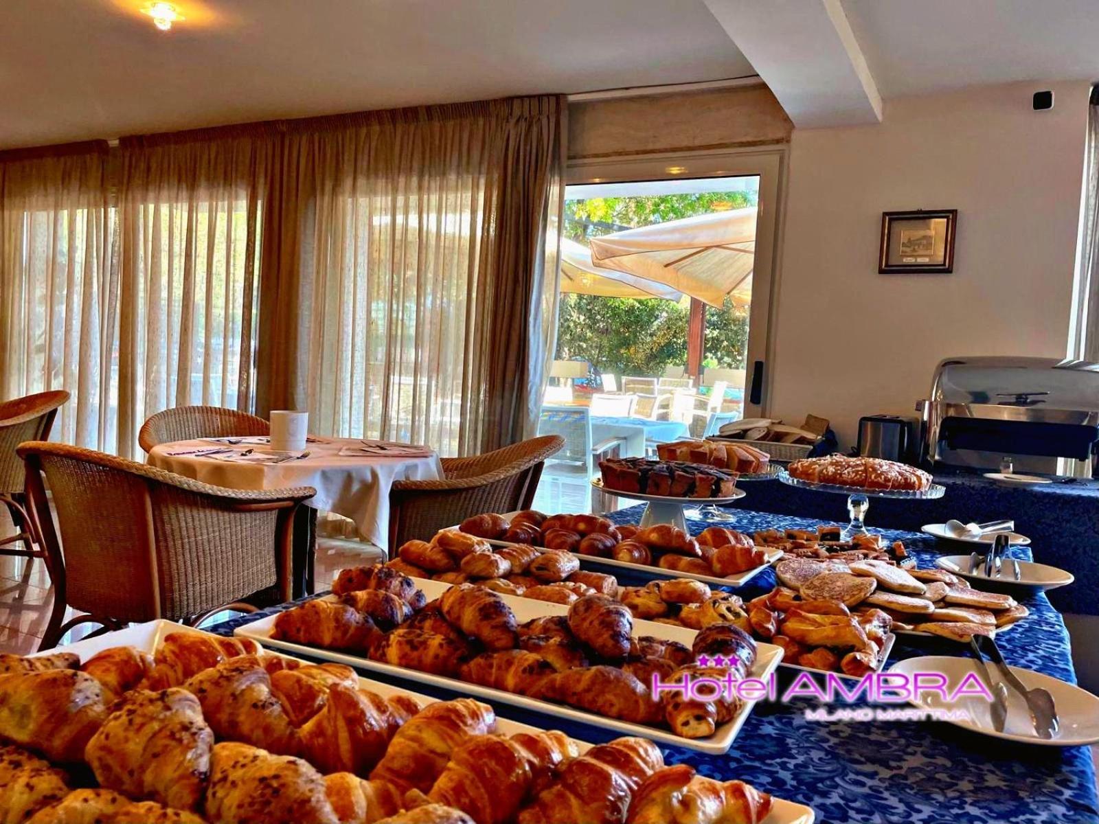 Hotel Ambra Milano Marittima Extérieur photo
