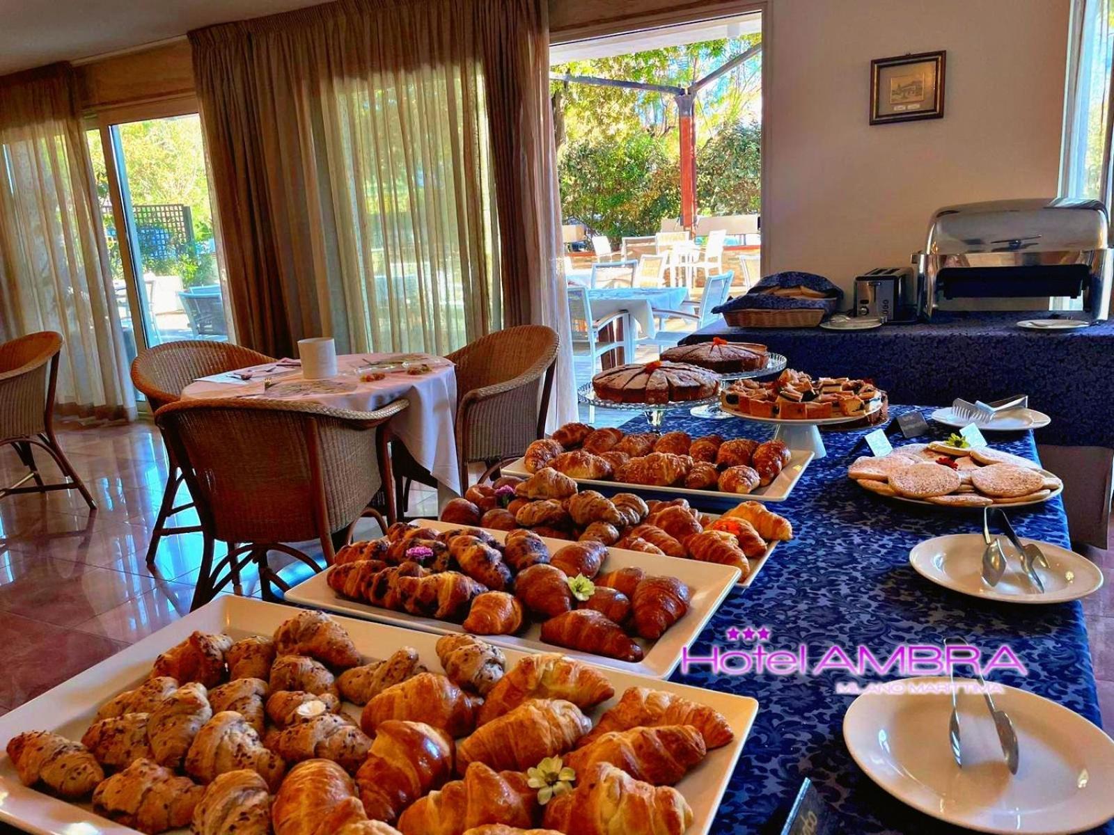 Hotel Ambra Milano Marittima Extérieur photo
