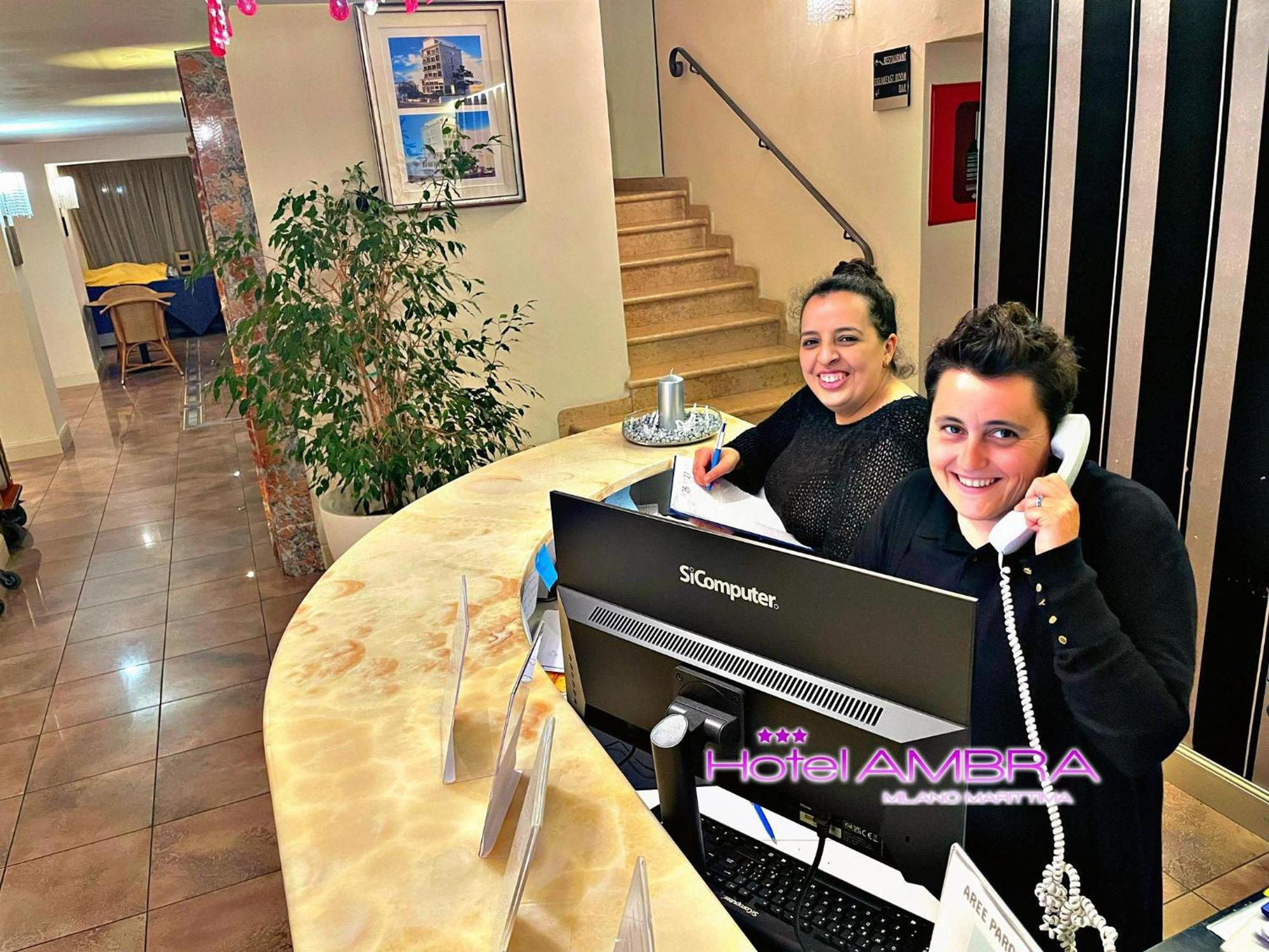 Hotel Ambra Milano Marittima Extérieur photo