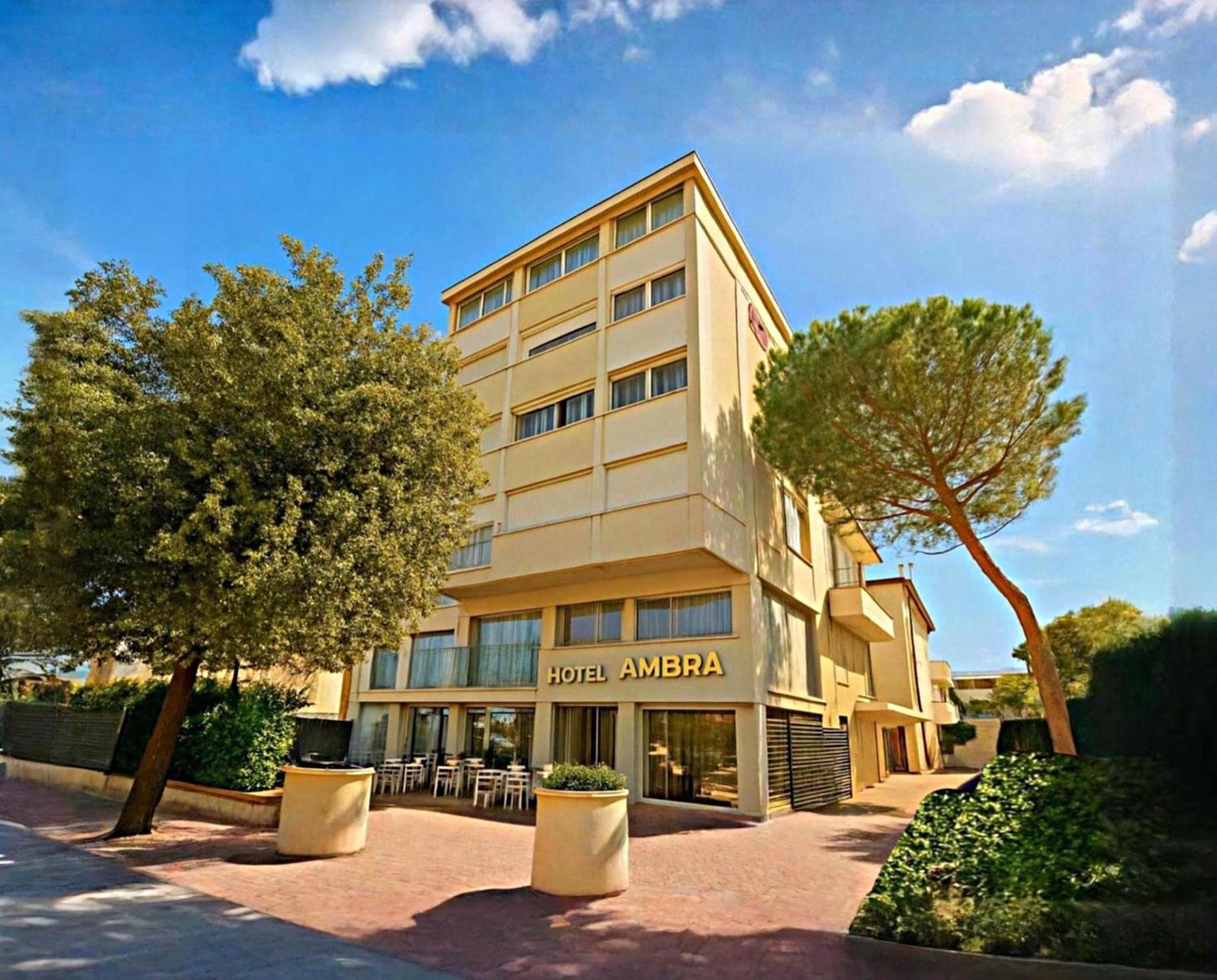 Hotel Ambra Milano Marittima Extérieur photo